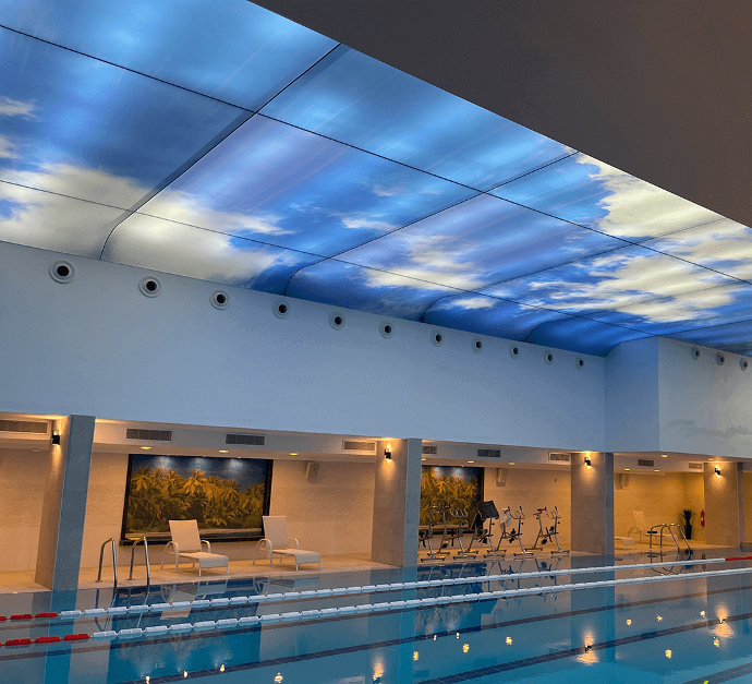 Dercavo plafonds tendus piscine 